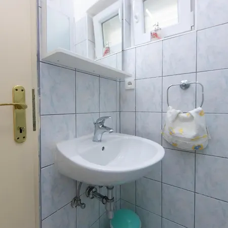 3 Podgora (Split-Dalmatia)