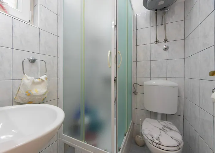 3 Podgora (Split-Dalmatia)