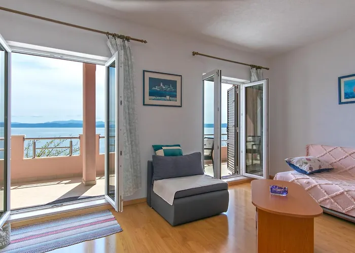 3 Podgora (Split-Dalmatia)